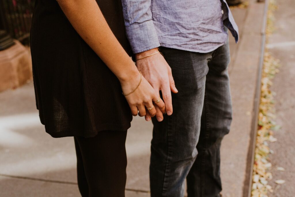 Signs of an unhealthy relationship